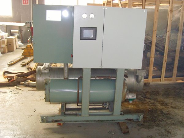 荣昌酒店中央空调不停机清洗方法介绍